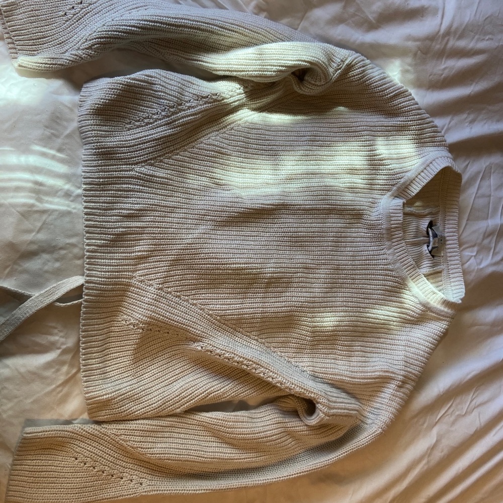 Cream lucky brand sweater!